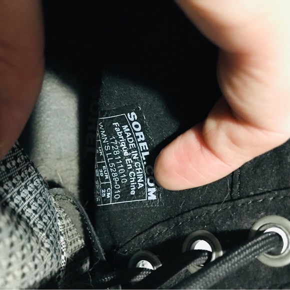 Sorel Womens Lexie Ankle Boots
Booties Black White Leather Cap Toe
Lace Up - Picture 12 of 12